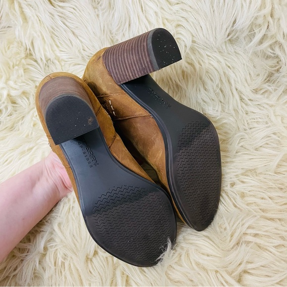 Sperry suede braided heeled ankle booties - Picture 4 of 9